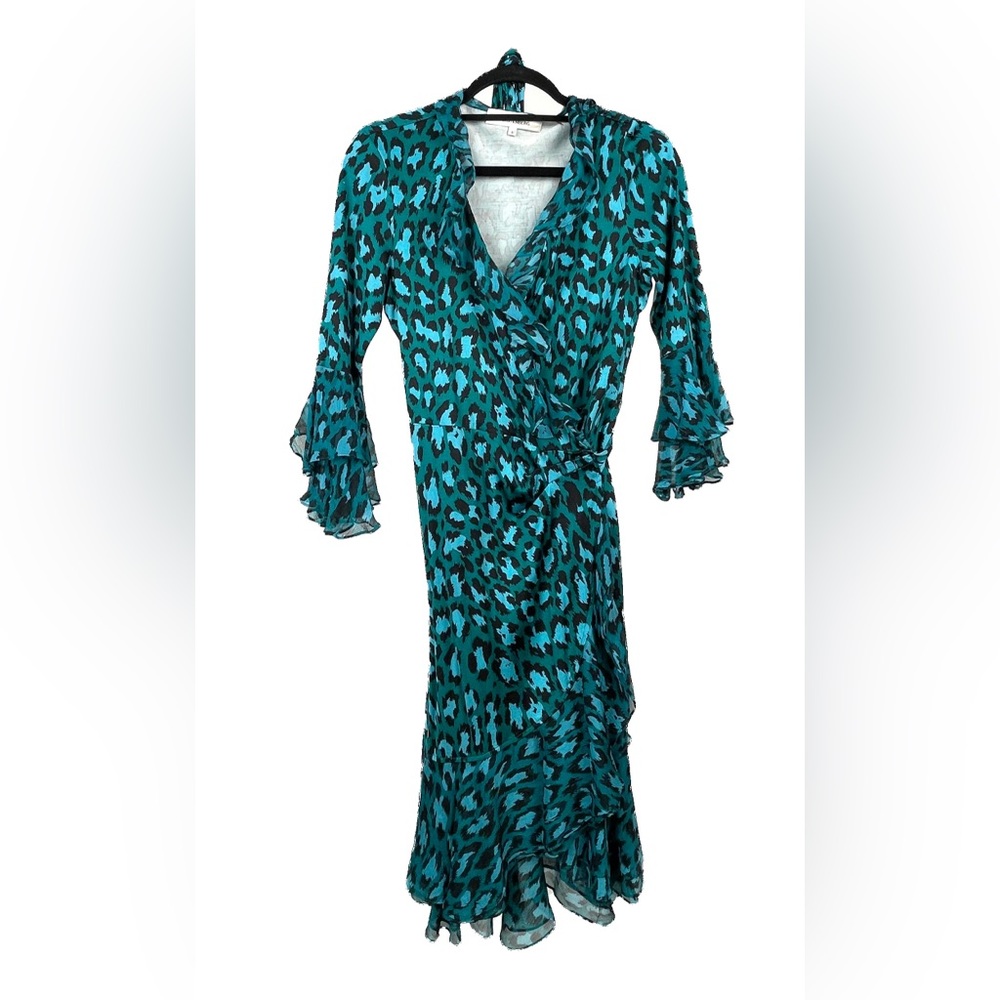 Diane von Furstenberg, Carli Ruffled Wrap Dress, Sz 8. Pic on model for ref.